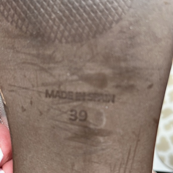 Patented white leather shoes - Picture 3 of 6